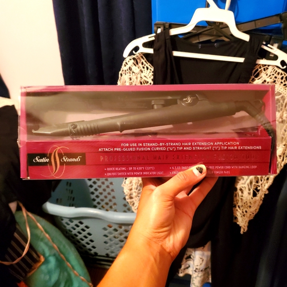 Fusion hair extension iron (to attach them into your hair)
